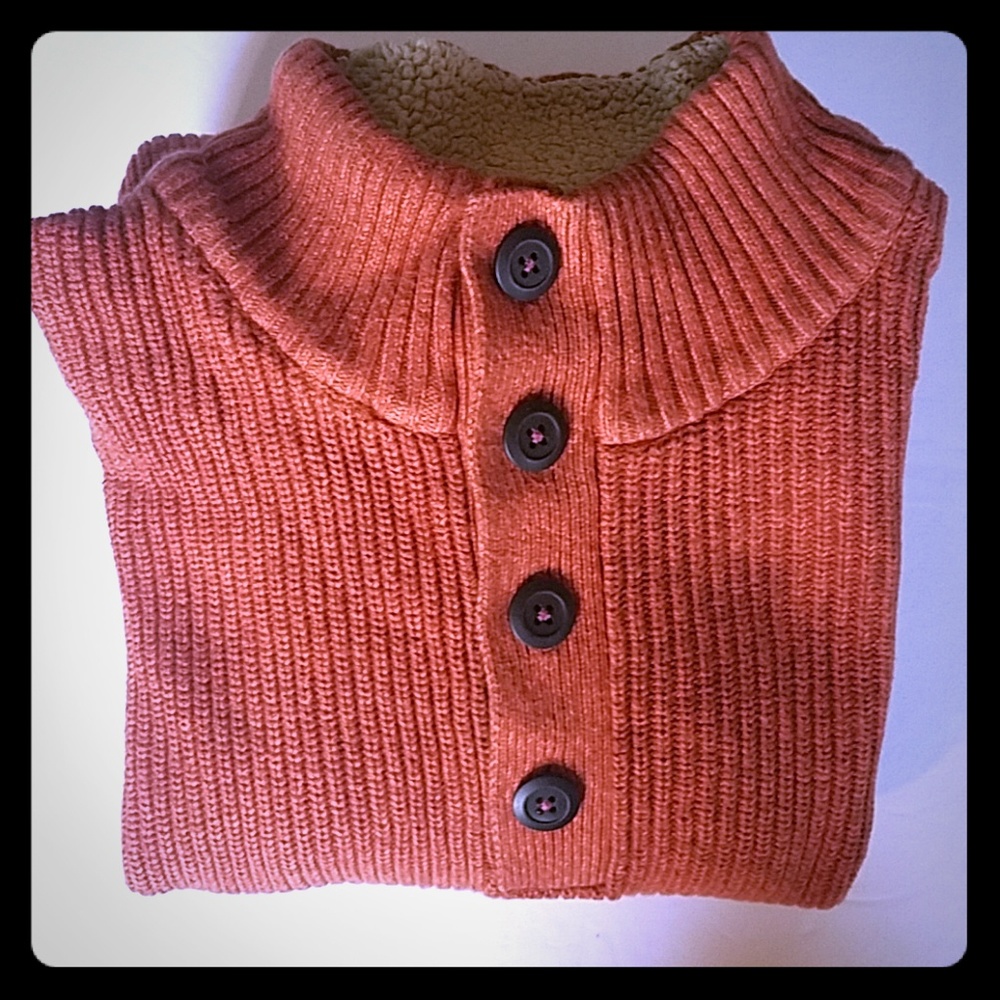 G.H.Bass & Company Button Down Sweater